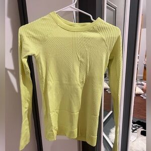 Lululemon long sleeve top